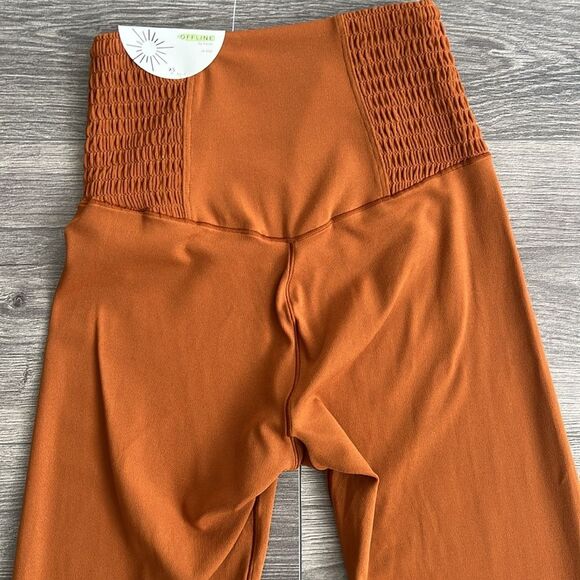 AERIE OFFLINE Real Me Smocked Waist 7/8 Legging XS Burnt Orange Neutral Athletic - Picture 6 of 8